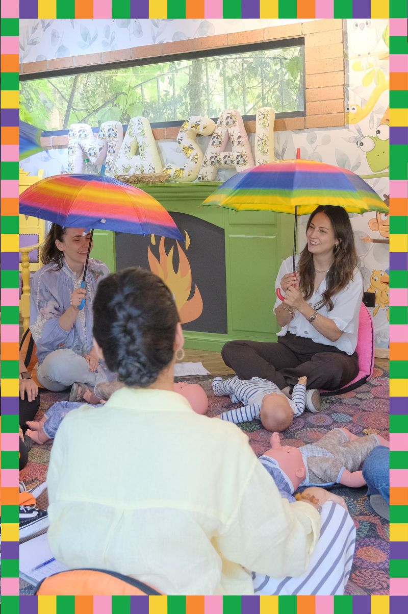 Babynook grup seansı — ebeveynler ve bebekler birlikte